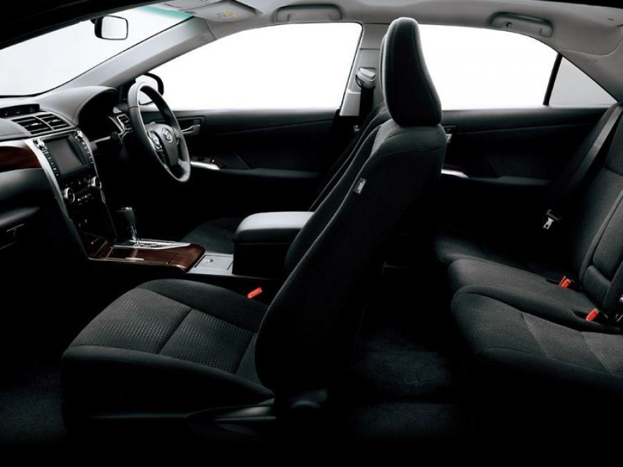  Daihatsu Altis Hybrid 2012 года  (фото 3 из 6)